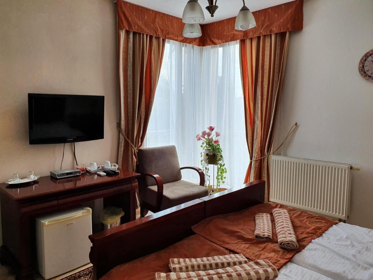 Hotel Oko Litra Dış mekan fotoğraf
