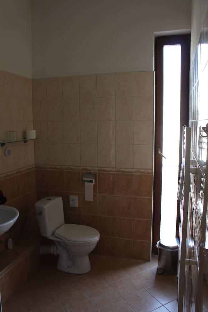 Hotel Oko Litra Dış mekan fotoğraf
